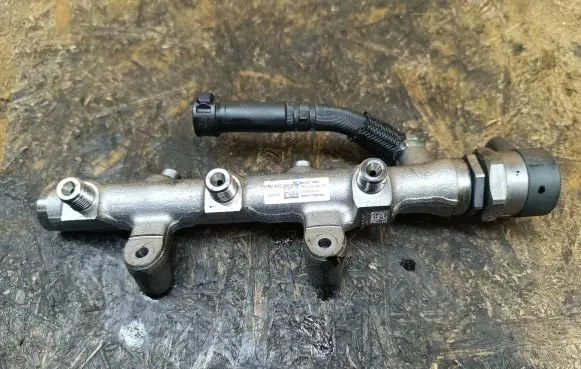 Audi A6 S6 C7 4G Fuel main line pipe 059130090CS