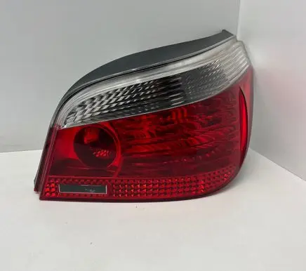 BMW 5 E60 E61 Rear/tail lights 6910768