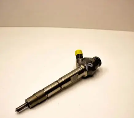 Audi Q3 8U Fuel injector 04L130277AC