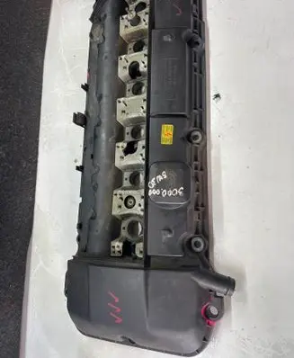 BMW 3 E46 Engine head 1928403154 PA66MXGF40 1432928