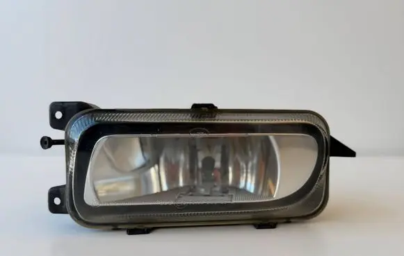 Mercedes-Benz Vito Viano W639 Non-factory (optional) fog light A9438200056