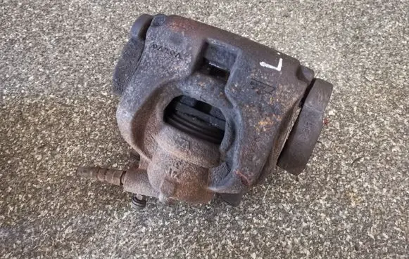 Volvo S60 Front brake caliper