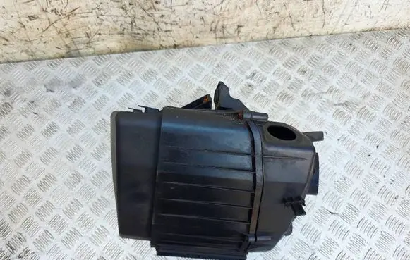 Audi A8 S8 D3 4E Air filter box 4E0133823N