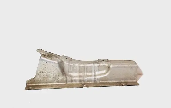 BMW 7 F01 F02 F03 F04 Heat shield in engine bay 51487202854 720285403 24640010