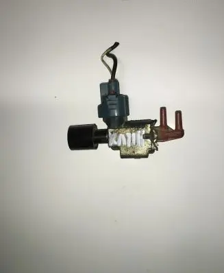 Toyota Hilux (AN10, AN20, AN30) Vacuum valve 2586030070