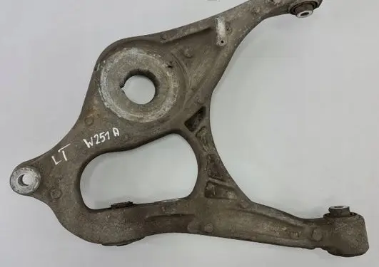 Mercedes-Benz R W251 Rear control arm