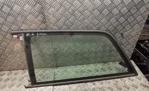 Audi A3 S3 8P Rear side window