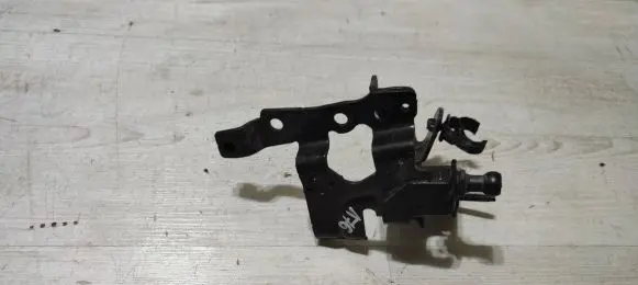 Mercedes-Benz A W176 Fuel pump bracket 166343129R
