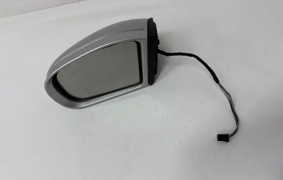 Mercedes-Benz C W203 Front door electric wing mirror 413133417