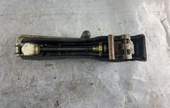 Volkswagen Polo IV 9N3 Lift Jack 1H0011031 1HO011031