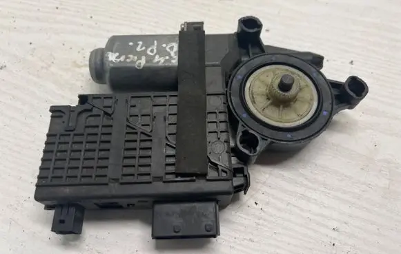 Citroen C4 Grand Picasso Front door window regulator motor 9682495780 400962D CCD2