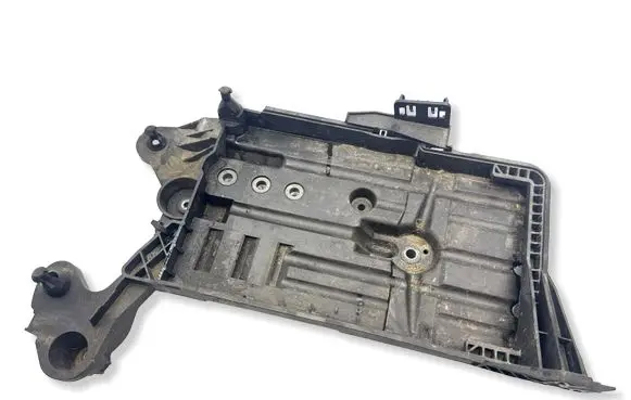 Skoda Octavia Mk3 (5E) Battery tray 5Q0915331K