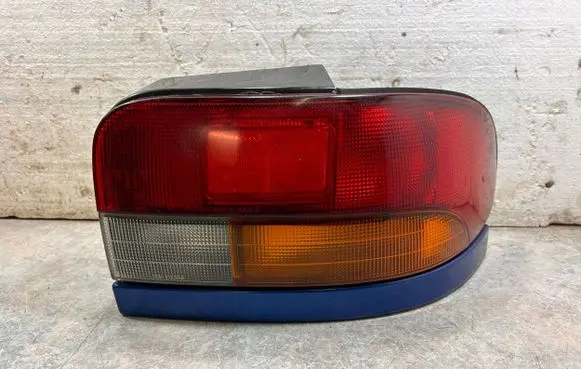 Subaru Impreza I Rear/tail lights