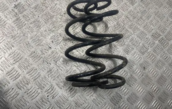 Mercedes-Benz GLA H247 Rear coil spring