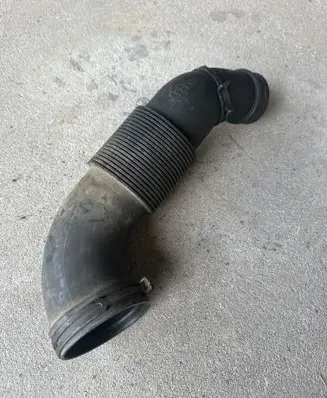 Audi Q7 4L Air intake hose/pipe 7L6129627F