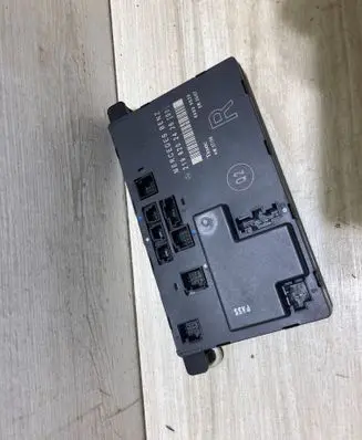 Mercedes-Benz CLS C219 Door control unit/module 2198202426