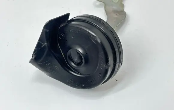 Volvo XC60 Horn signal 32328569