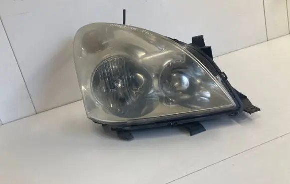 Toyota Corolla Verso AR10 Headlight/headlamp