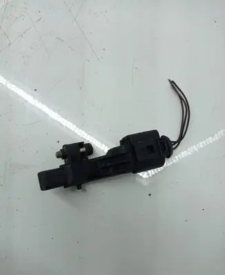 Skoda Octavia Mk2 (1Z) Crankshaft position sensor 045906433A
