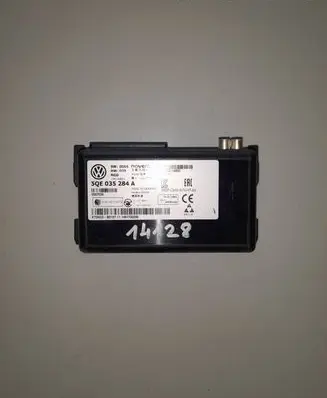 Volkswagen Golf VII Other control units/modules 5QE035284A
