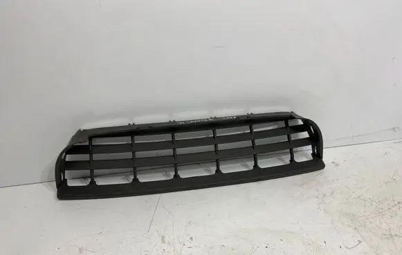 Volkswagen Crafter Front bumper lower grill A9068850153 9068850153