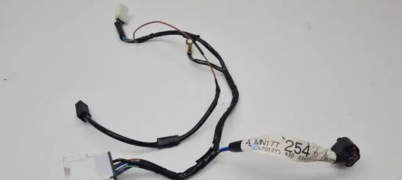Mitsubishi Outlander Tailgate/trunk wiring harness 4705775