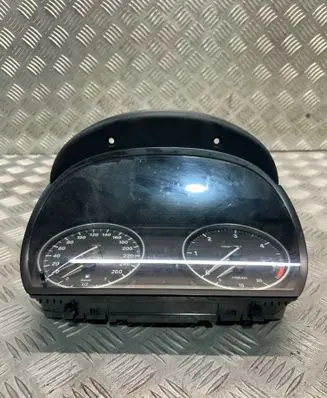 BMW 3 E90 E91 Speedometer (instrument cluster) 9242346