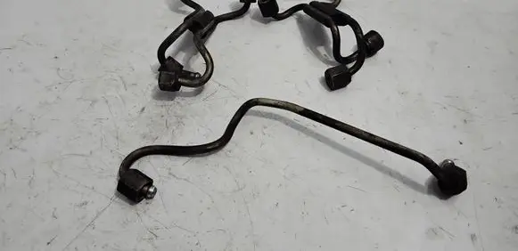 Rover 75 Fuel injector supply line/pipe 