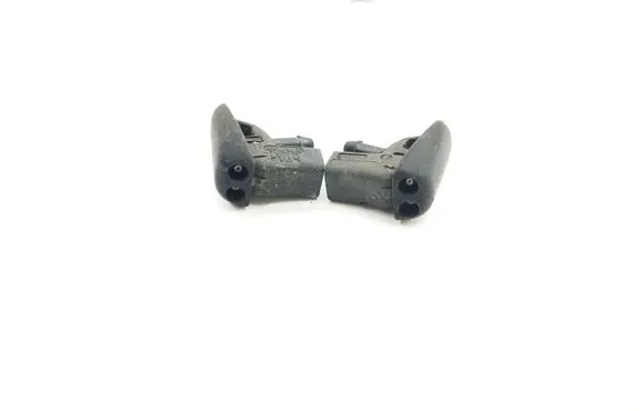 Ford Mondeo MK II Windshield washer spray nozzle 938617666