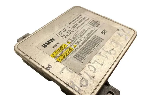BMW 3 E90 E91 Headlight ballast module Xenon 7237647 W003T20071