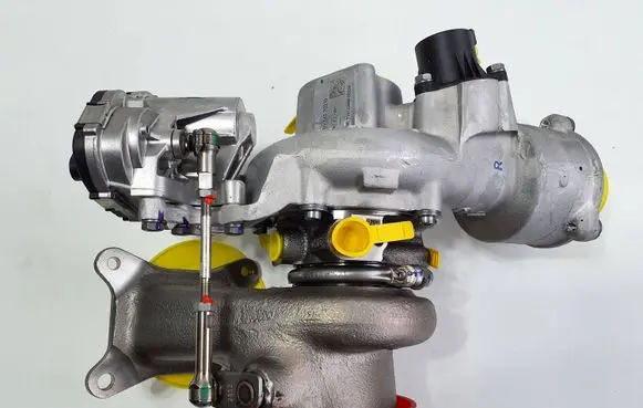 Volkswagen Golf VIII Turbo 53031014779 06N145702D 53039700822