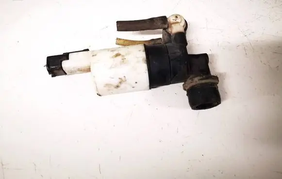 Renault Scenic II - Grand scenic II Windscreen/windshield washer pump 8200067015 9641553880