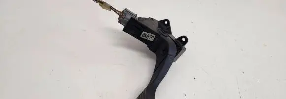 Ford Focus Accelerator throttle pedal 98AB9F836AE D1U7A