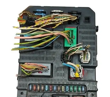 Peugeot Expert Comfort/convenience module 9663798380