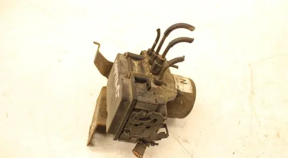 Hyundai Sonata ABS Pump 39695