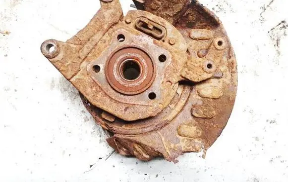 Mazda CX-7 Rear wheel hub