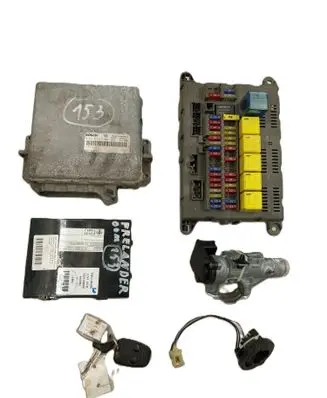 Land Rover Freelander Engine ECU kit and lock set 0281010113 MSB101071