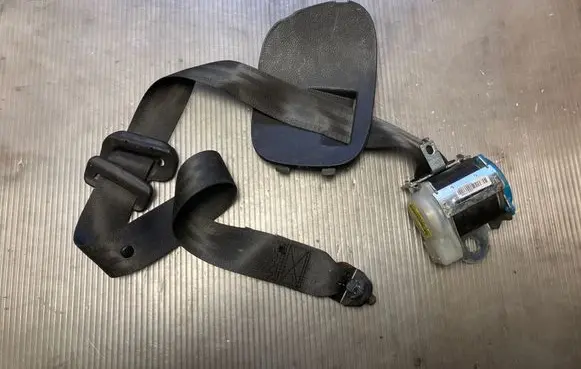 Hyundai Santa Fe Third row seat belt 898202B300HZ