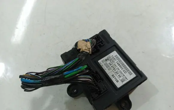 Ford S-MAX Door control unit/module 7G9T14B533CD