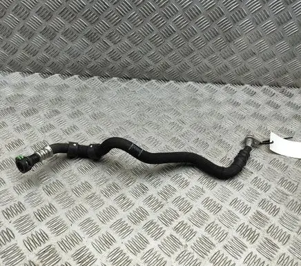BMW XM Engine coolant pipe/hose 8854985