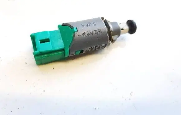 Renault Laguna III Brake pedal sensor switch 253250007R