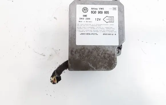 Skoda Octavia Mk1 (1U) Airbag control unit/module 6Q0909605