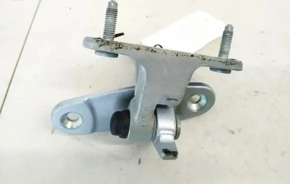 Mercedes-Benz C AMG W204 Front door upper hinge
