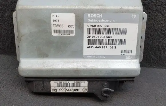 Audi A6 S6 C4 4A Gearbox control unit/module 4A0927156S 0260002338