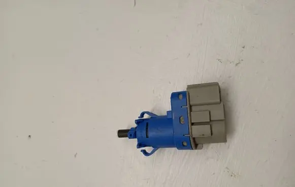 Ford Mustang VI Brake pedal sensor switch 8T4T96854AA