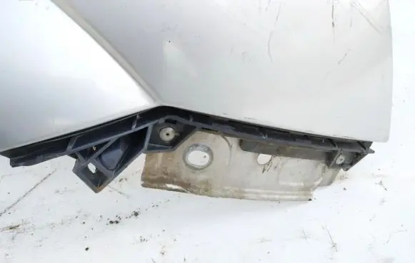 Opel Meriva A Front bumper mounting bracket