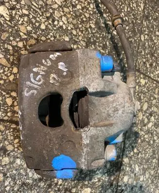 Opel Signum Front brake caliper