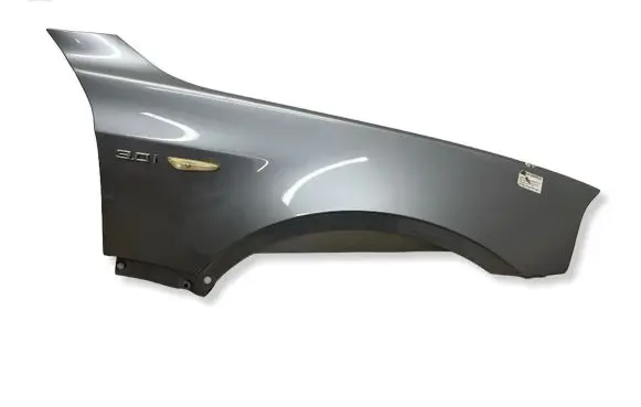 BMW X3 E83 Fender A08