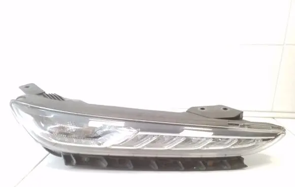 Hyundai Kona I LED Daytime headlight 92208J90