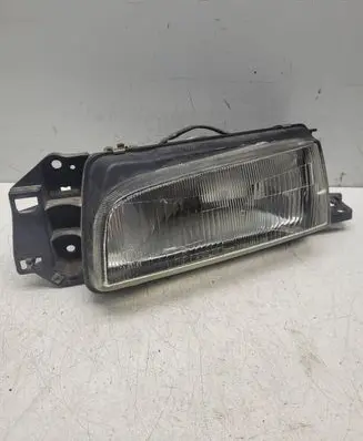 Mazda 323 Headlight/headlamp 11061301